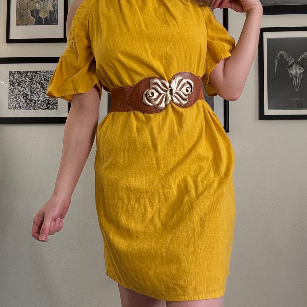 Old Navy puffy sleeve shift dress- Yellow Dress with Brown Belt